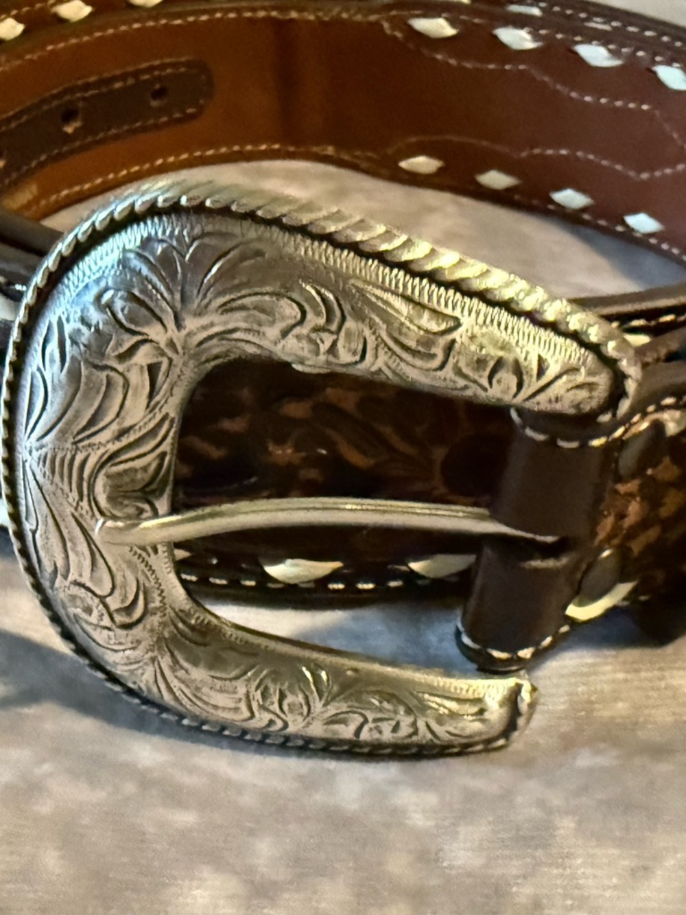 Ariat Genuine Leather Western-Style Brown Leather Belt with Buckle